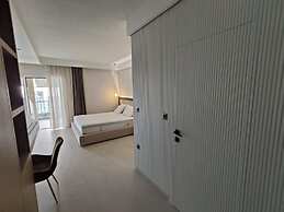 Core Hotel Polychrono