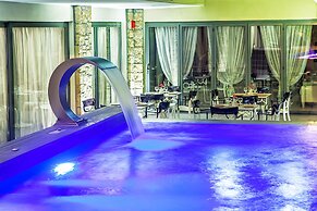 Core Hotel Polychrono