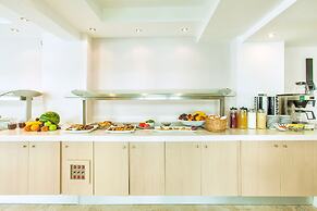 Core Hotel Polychrono