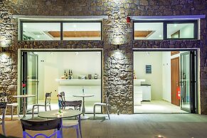 Core Hotel Polychrono