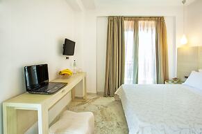 Core Hotel Polychrono