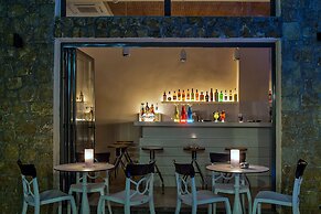 Core Hotel Polychrono