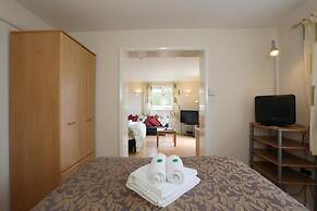 Dorset Hotel