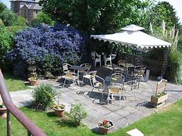 Dorset Hotel