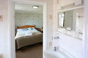 Dorset Hotel