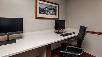 Best Western Plus Portsmouth Hotel & Suites