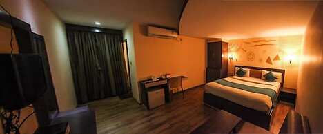 Seashell Residency & Restaurant