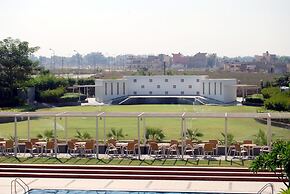 TreeHouse Hotel Club & Spa