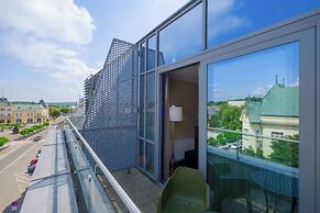 Business Hotel Astrum Laus