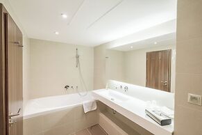 Business Hotel Astrum Laus