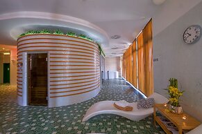 Business Hotel Astrum Laus