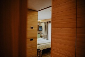 Hotel Larice Suite&Breakfast