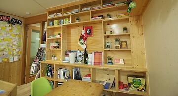 Hi Korea Guest House - Hostel, Caters to Women