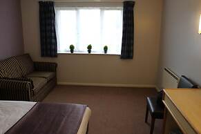 Redwings Lodge Baldock