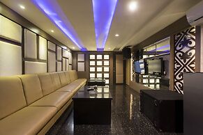 Almadera Hotel Makassar