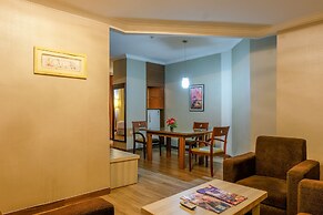 Almadera Hotel Makassar