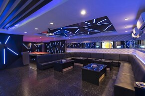 Almadera Hotel Makassar