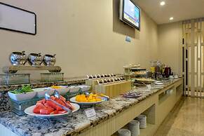 Almadera Hotel Makassar