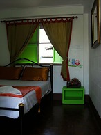 Naruncha Green House