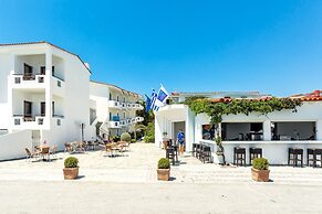 Xenios Dolphin Beach Hotel