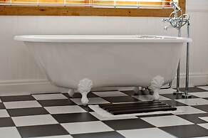 Dune Ridge Country House