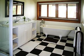 Dune Ridge Country House