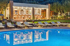 Kassandra Village Resort