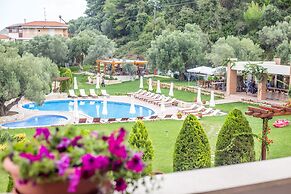 Kassandra Village Resort