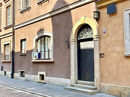 Stone Steps Apartments