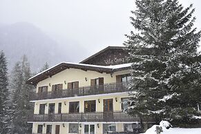 IHR Hotel Villa Emma