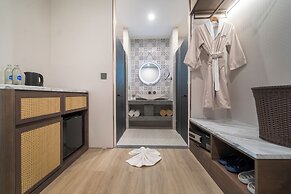 Howard Johnson by Wyndham Phuket Naiyang