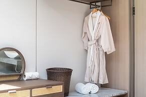 Howard Johnson by Wyndham Phuket Naiyang