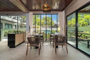 Howard Johnson by Wyndham Phuket Naiyang