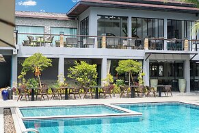 Howard Johnson by Wyndham Phuket Naiyang