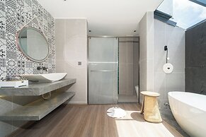 Howard Johnson by Wyndham Phuket Naiyang