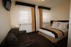 Boutique Hotel’s I Milionowa