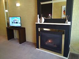 Madison Spa Motel - Adults Only