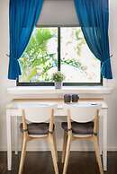 Magnums Airlie Beach