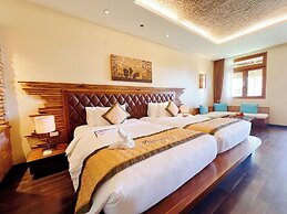 Aroma Beach Resort & Spa