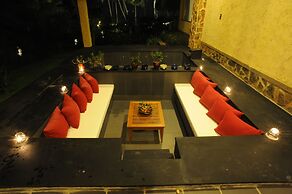 Aroma Beach Resort & Spa