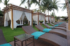 Aroma Beach Resort & Spa
