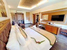Aroma Beach Resort & Spa