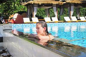Aroma Beach Resort & Spa