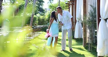 Aroma Beach Resort & Spa