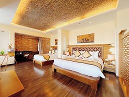 Aroma Beach Resort & Spa