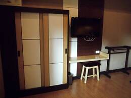 Baan Chalelarn Hotel