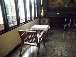 Baan Chalelarn Hotel