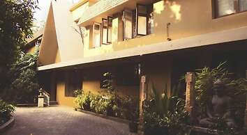 Hanu Reddy Residences, Poes Garden - Boutique Urban Retreat