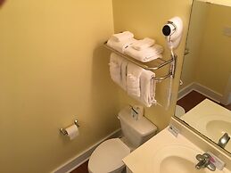 Topsail Shores Inn