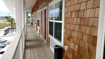 Topsail Shores Inn